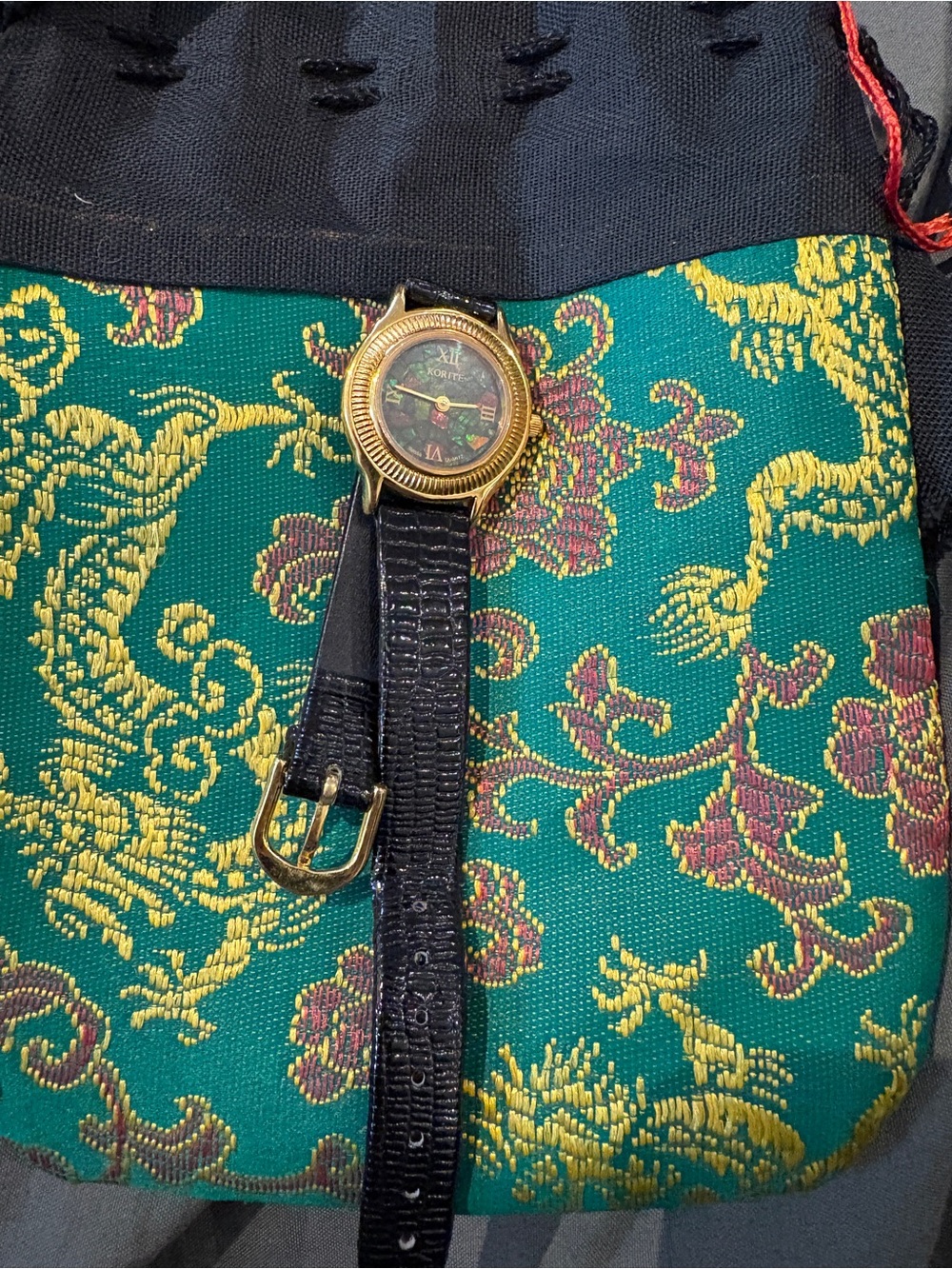 Vintage Black Leather Strap Gold-Tone Watch